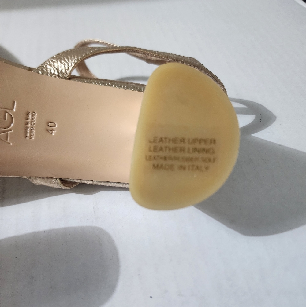 AGL Gold Metallic Block Heel Sandals Ankle Strap Designer Italy Size 10 - Picture 8 of 12